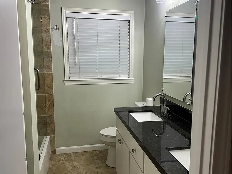 3815 Gardendale Dr — Photo 7
