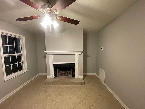 5th image of 5544 Pine Gate Dr