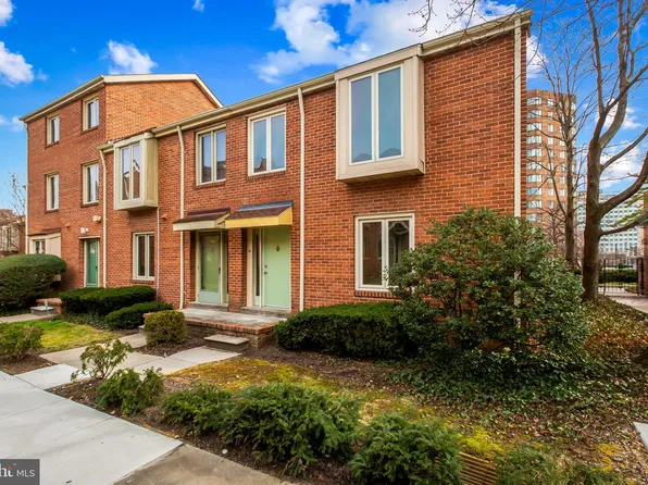 261 Waxter Way, Baltimore, MD 21217
