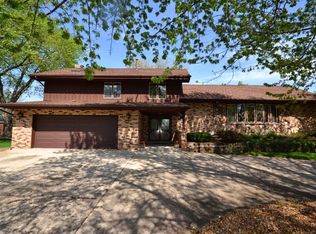 12807 S 70th Ave, Palos Heights, IL 60463