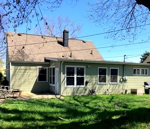 2nd image of 4854 Scenic Dr