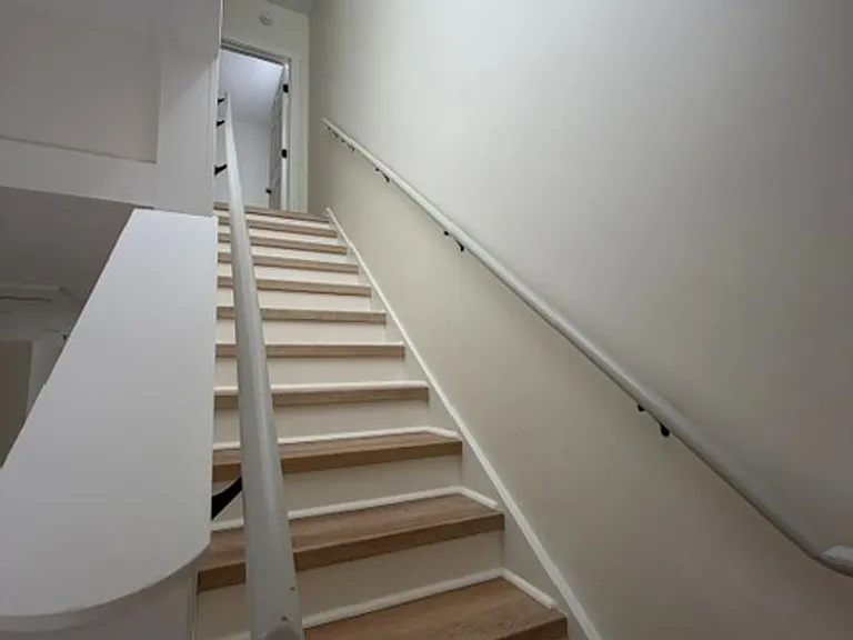 41 Highland Ave — Photo 5