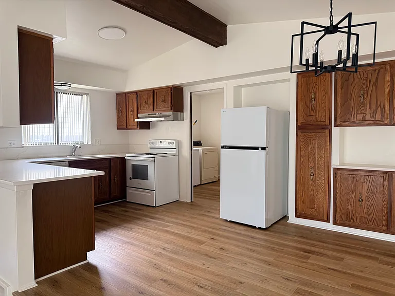 38352 Coronation Dr — Photo 12