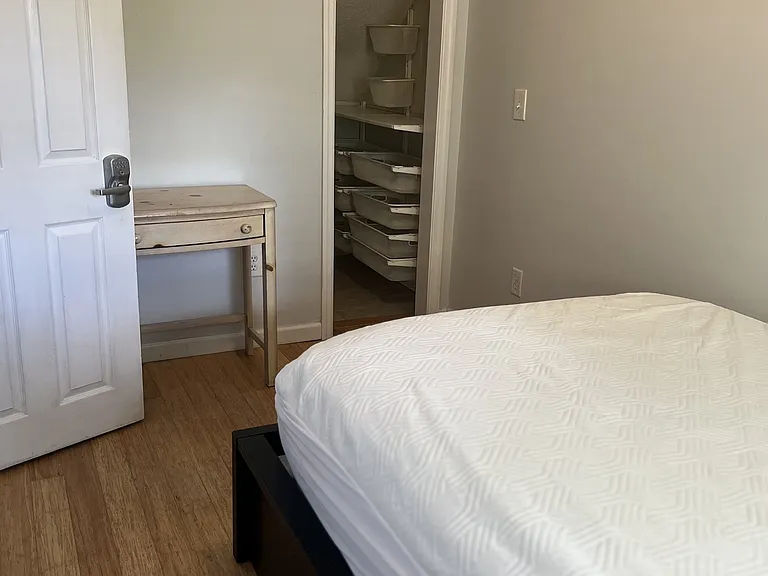 room 4