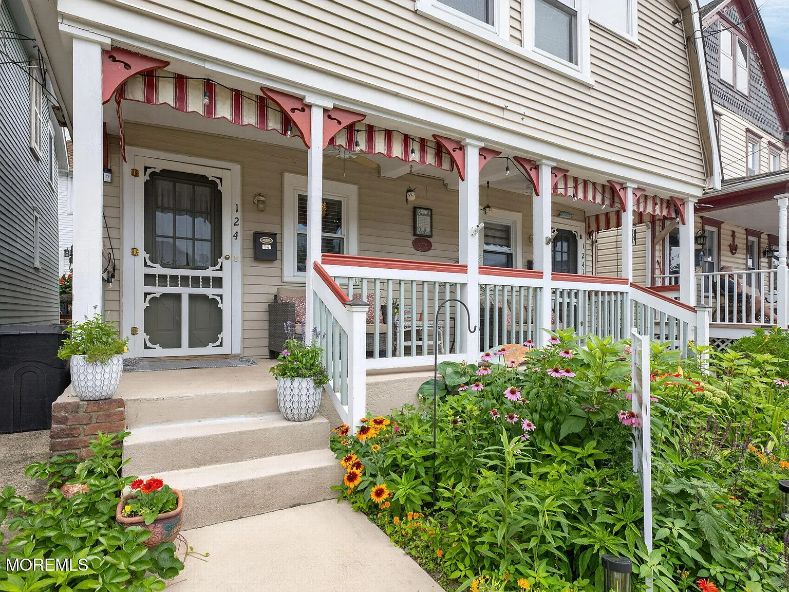2 bed, $2,400 — Photo 2