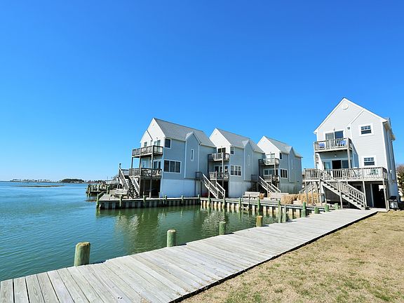 Deep Water Boat Docking