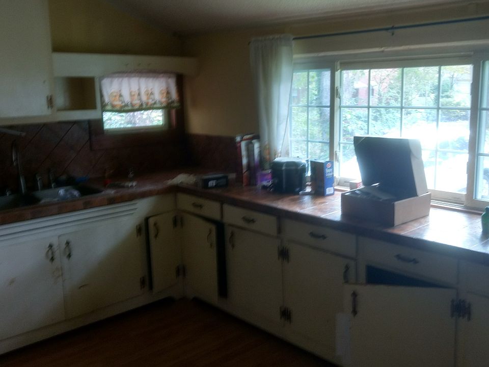 1st image of 1208 Jones St