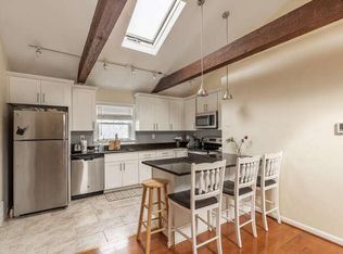 5 Edwards St APT 9, Beverly, MA 01915