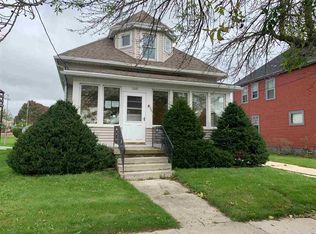 1608 Clark St, Manitowoc, WI 54220