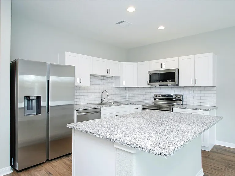 14010 Longstreet Rd #1B — Photo 16