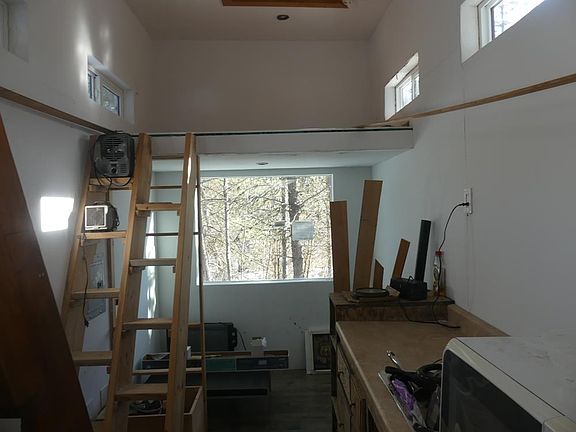 5th image of 25 Smylie Ln