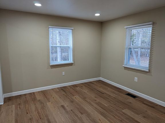 4th image of 5717 Carver Heights Dr