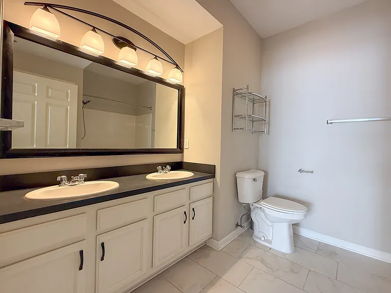 64 Clingman Ave #105 — Photo 9