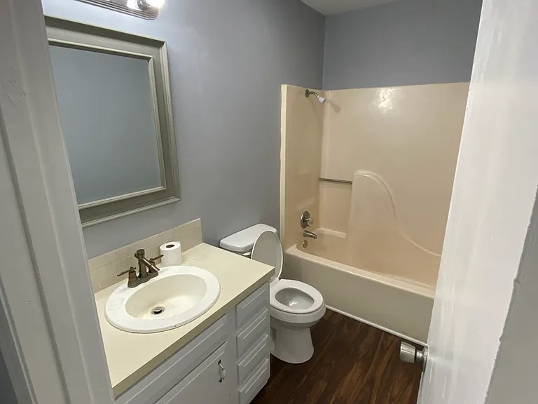 305 Wilfred Ave #1 — Photo 5