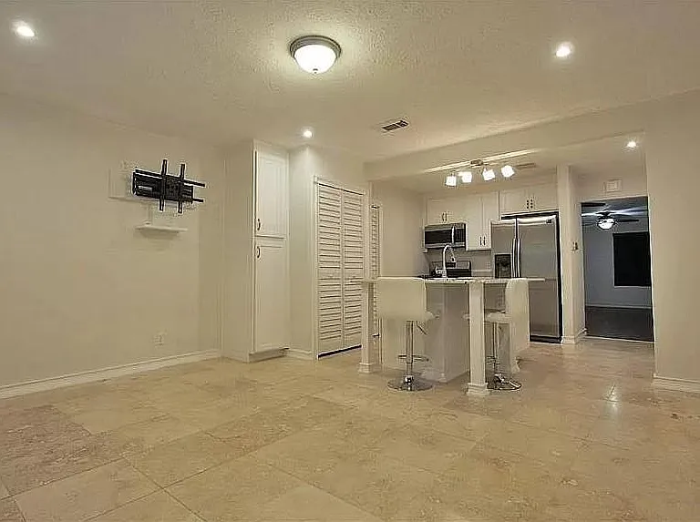 5912 Petty St — Photo 7