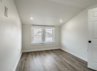 324-326 Darby Rd #1L, Havertown, PA 19083