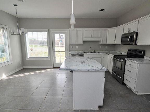3rd image of 10936 Paul Coleman Dr