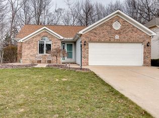 36597 Valley Ridge Dr, Eastlake, OH 44095