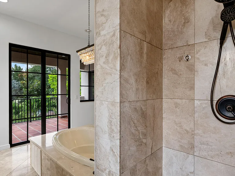 9521 Eden Mnr — Photo 104