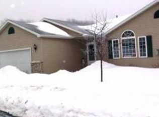 4446 Meadow Lakes Dr NW, Rochester, MN 55901