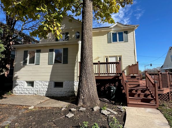 606 S York St, Elmhurst, IL 60126