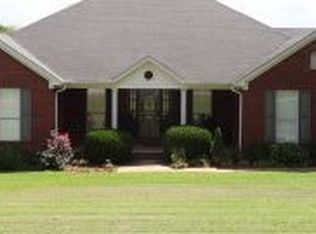 2010 Oak Ln, Corinth, MS 38834