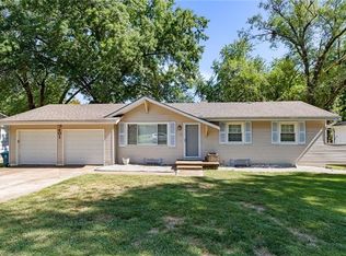 401 Melrose St, Liberty, MO 64068