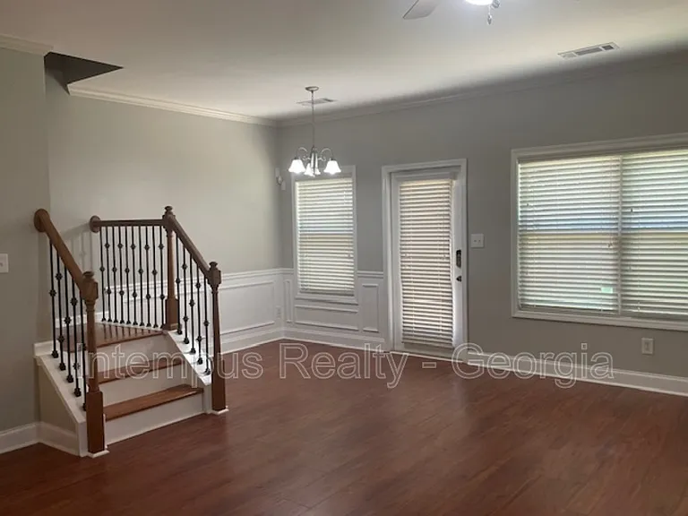 1180 Pepper Ln — Photo 7