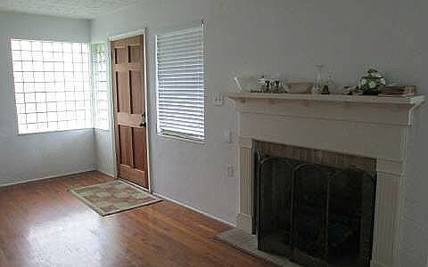 2nd image of 384 NE Lake Desoto Cir
