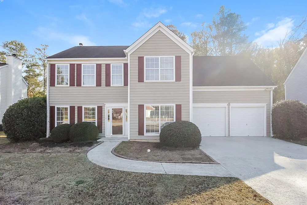 3 bed, 2.5 bath, 2293 sqft, $2,365 — Photo 1
