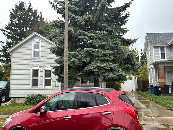 2nd image of 1316 Erie St