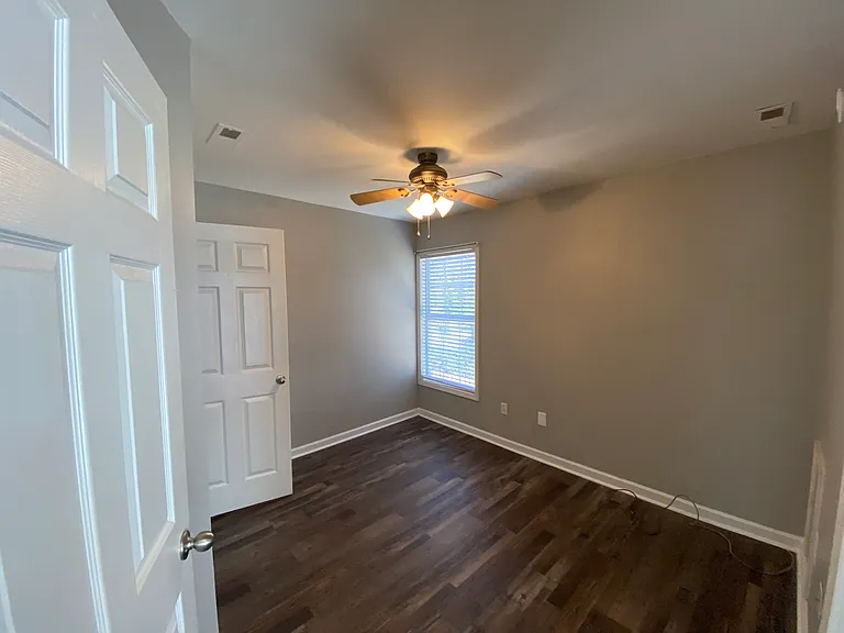 505 Avent Ferry Rd — Photo 13