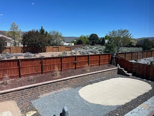 8022 N Hat Creek Ct — Photo 8