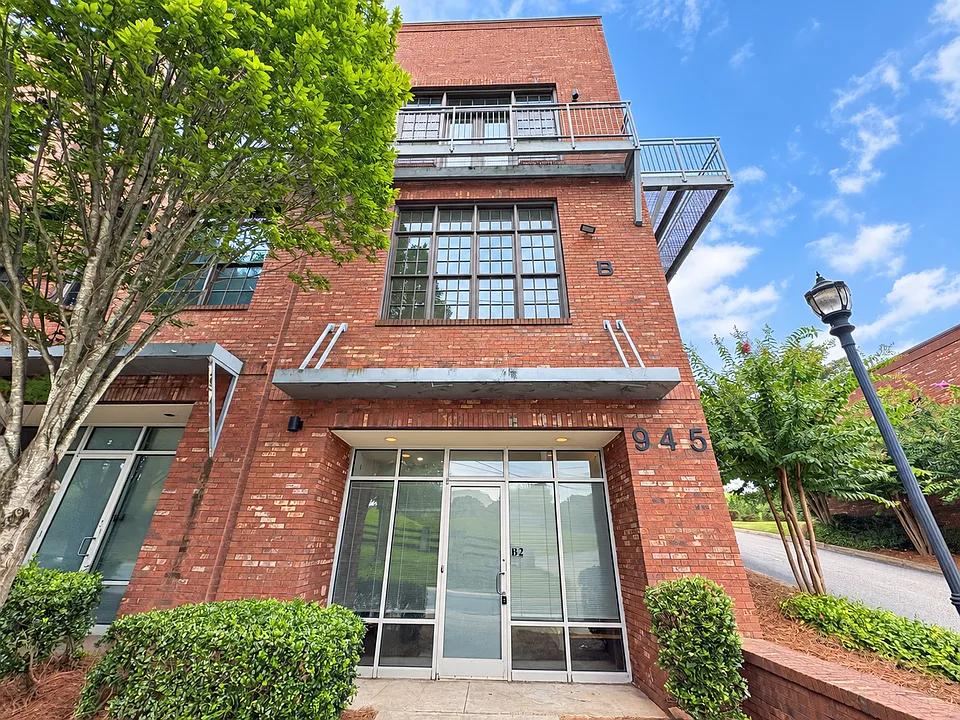 The Lofts @ 945