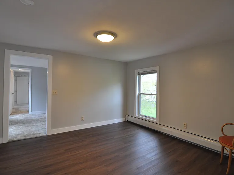 16 Railroad St #2 — Photo 9