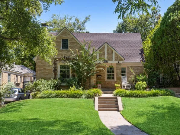 1134 N Edgefield Ave, Dallas, TX 75208