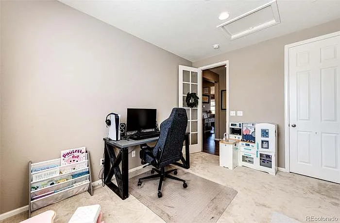 249 S Kellerman St — Photo 10