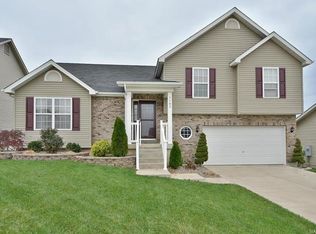 1103 Jaxson Dr, Foristell, MO 63348