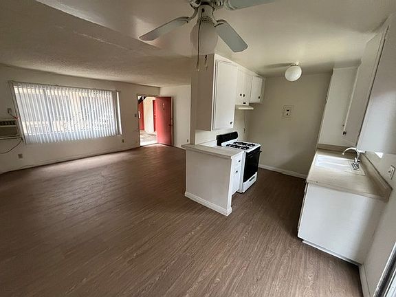 3rd image of 3357 Oakhurst Ave #1