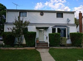 93 Cunningham Ave, Uniondale, NY 11553