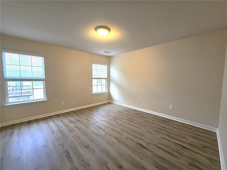 2120 Meadow Peak Rd — Photo 16