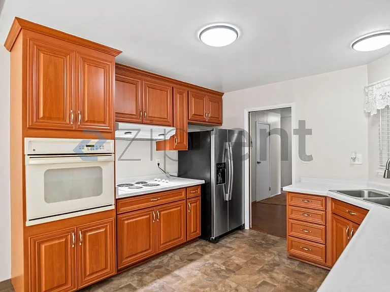 2923 Birmingham Dr — Photo 13