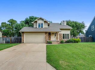 1406 E Brendonwood Rd, Derby, KS 67037