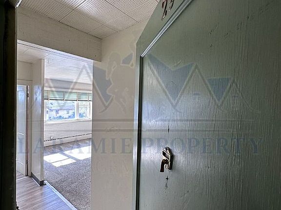 2nd image of 309 S 10th St #29