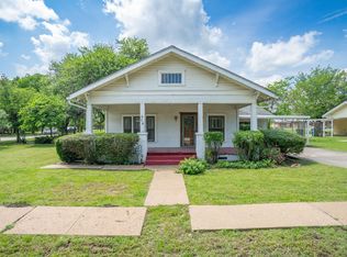 604 S Pearl St, Trenton, TX 75490