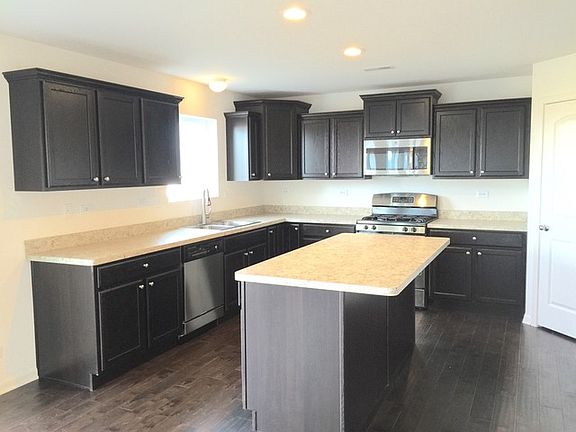 4th image of 1136 Adagio Dr