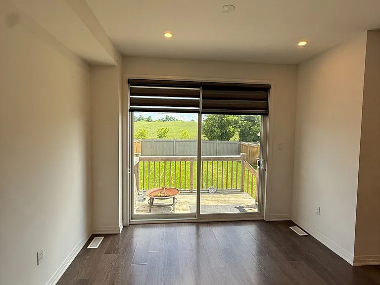 17 Casserley Cres — Photo 22