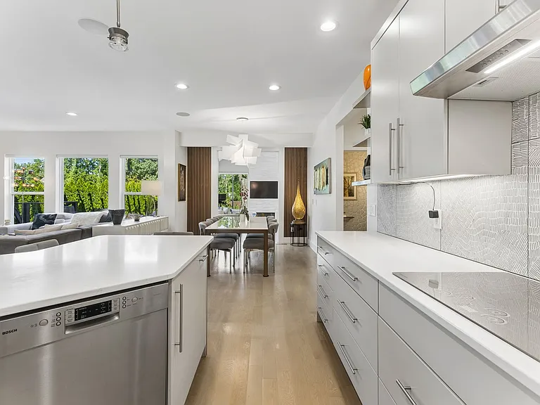 3926 Vailwood Dr — Photo 20