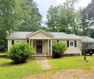 295 Main St, Nettleton, MS, 38858