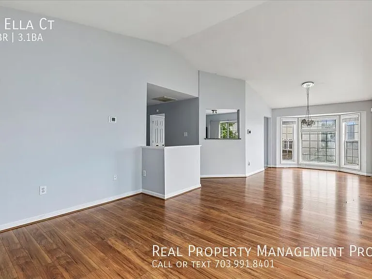 6 Ella Ct — Photo 4